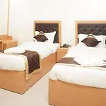 Fabhotel Ananda Inn
