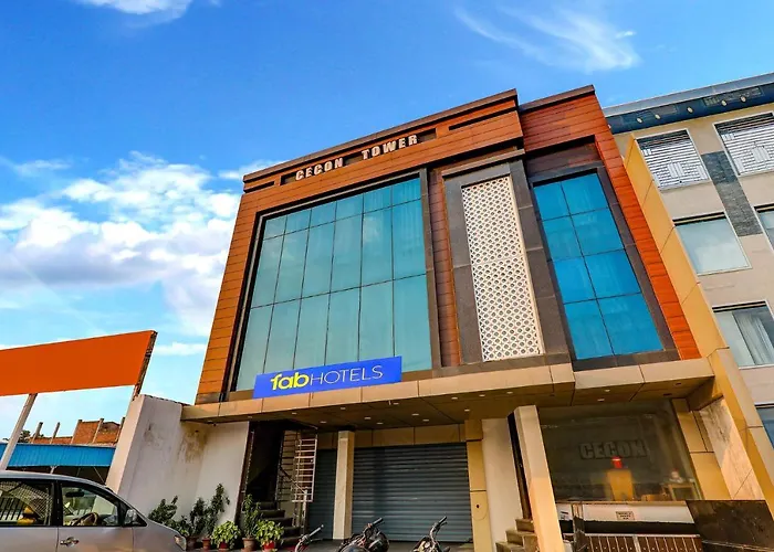 Fabhotel Ananda Inn