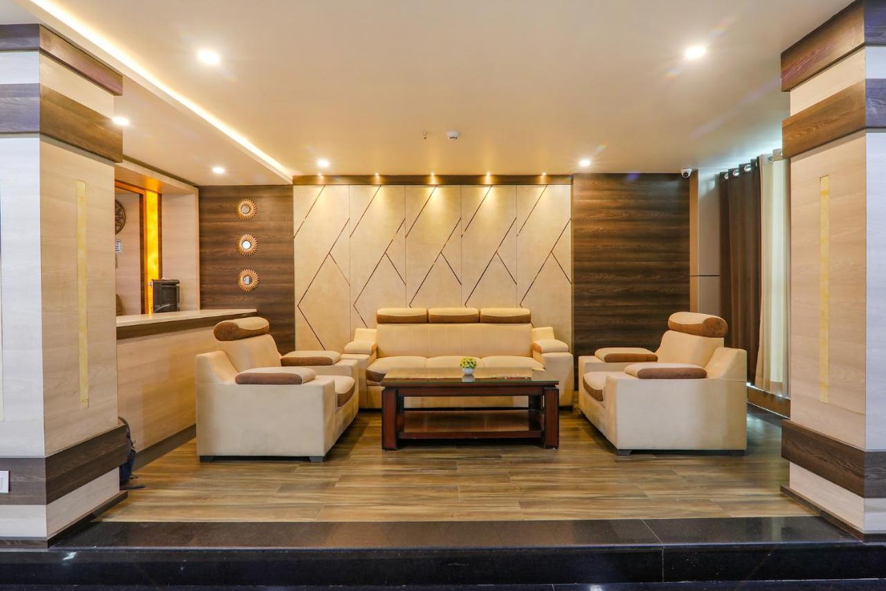 Fabhotel Ananda