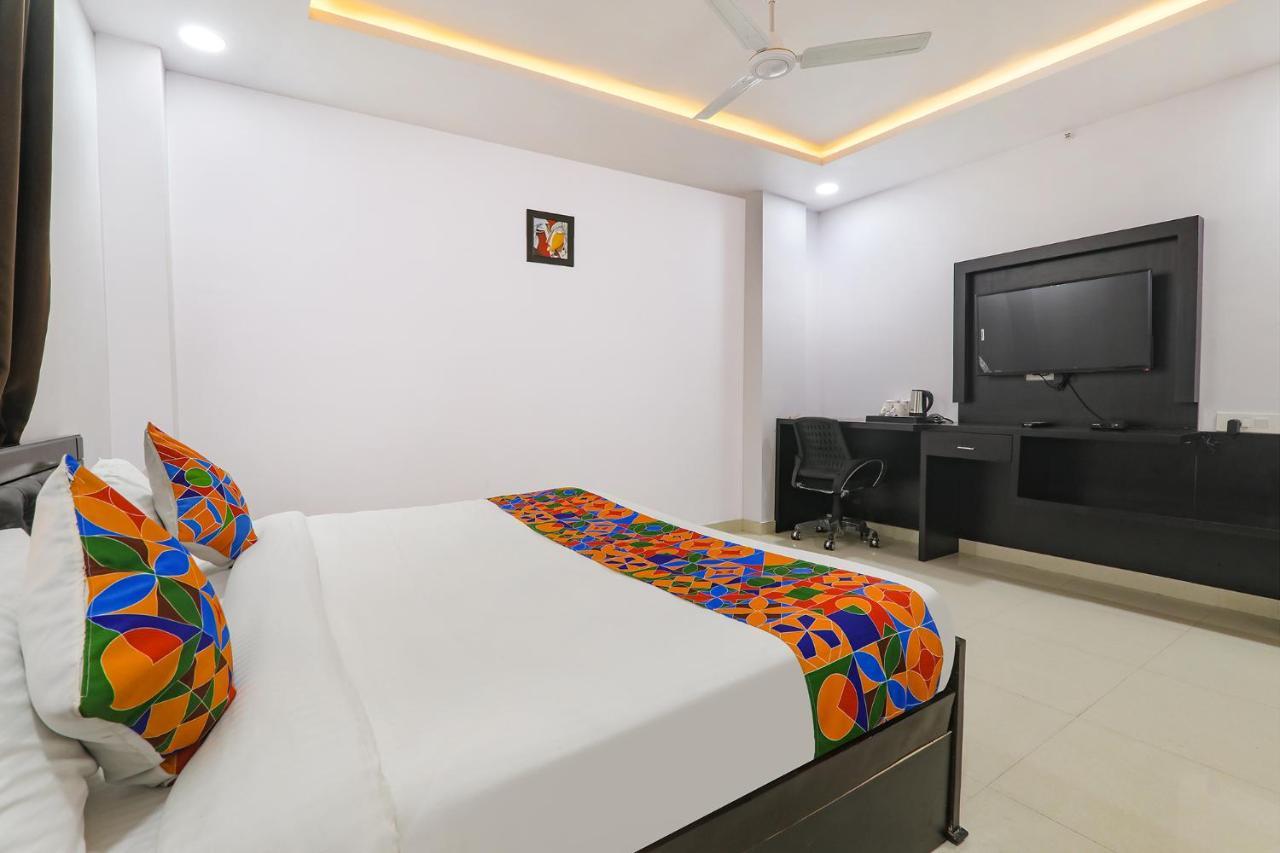 Hotel Fabhotel Ananda Lucknow