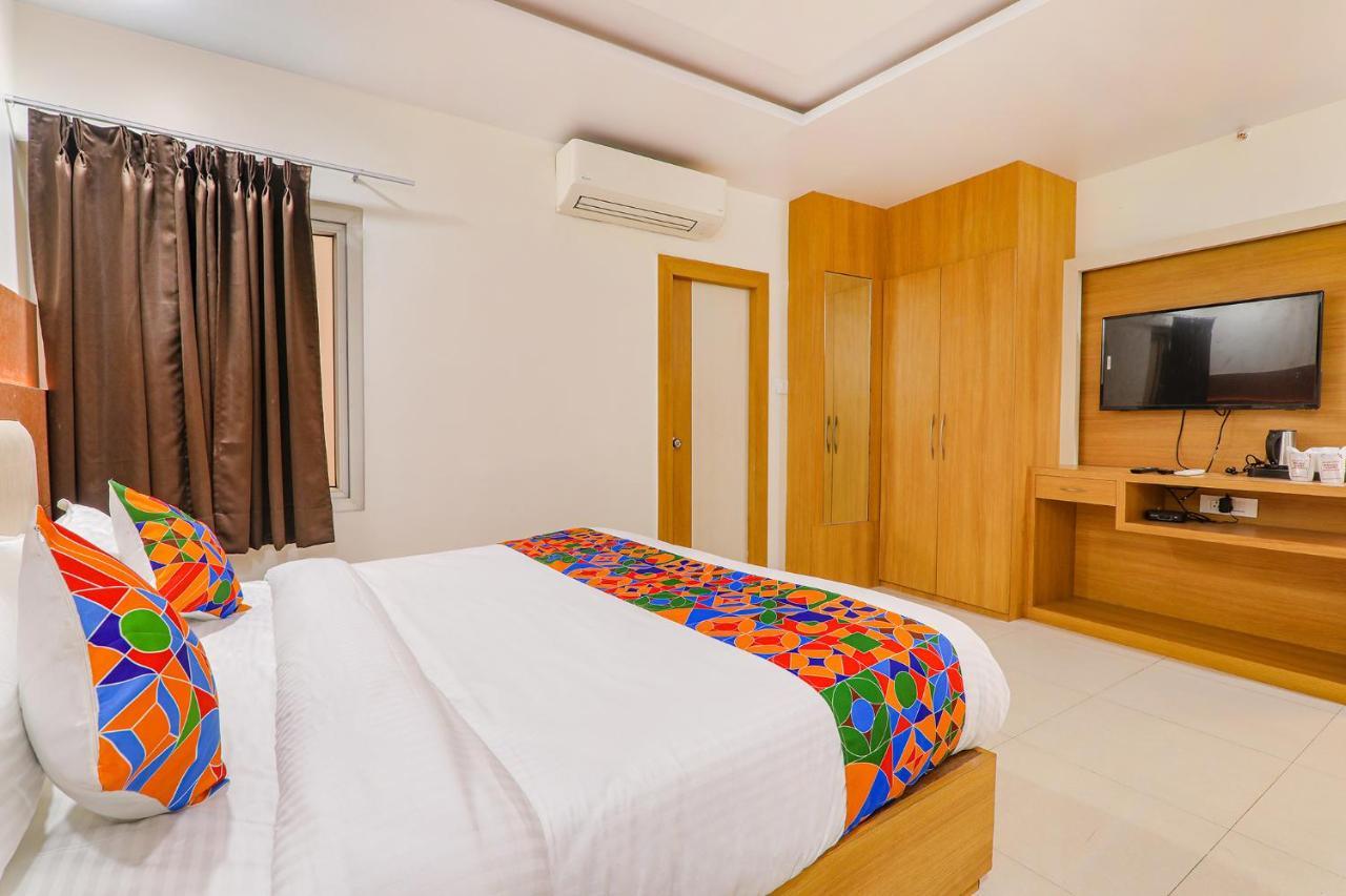Fabhotel Ananda 3*