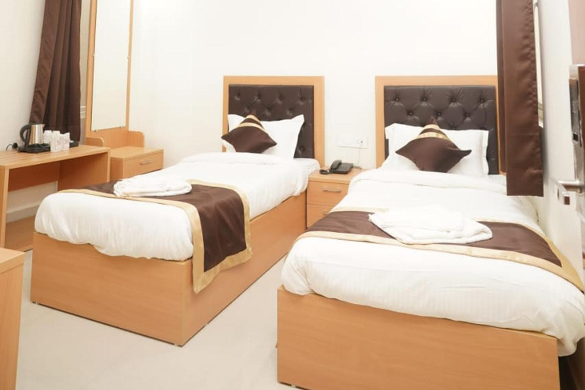 Fabhotel Ananda Hotel 3*